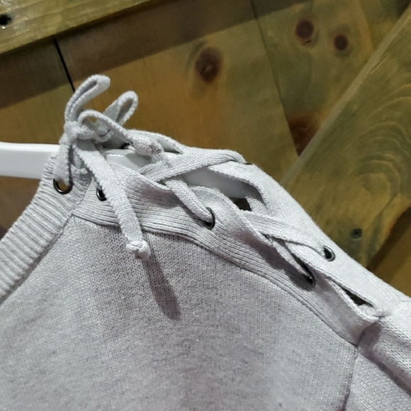 Women's Gray Sweater - Picture 3 of 7